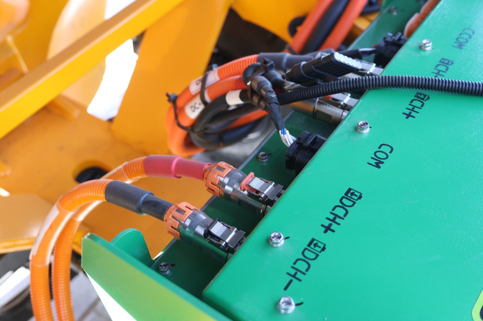 UYC CPD30-3 TON Lityum Forklift