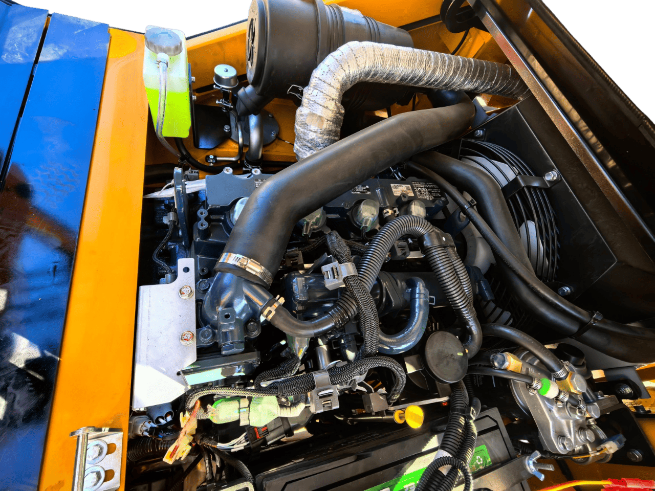 UYC CPDC35-TR 3.5 TON KUBOTA MOTORLU